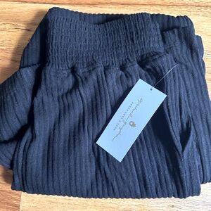 Spiritual Gangster Wide Leg Pants Size Medium